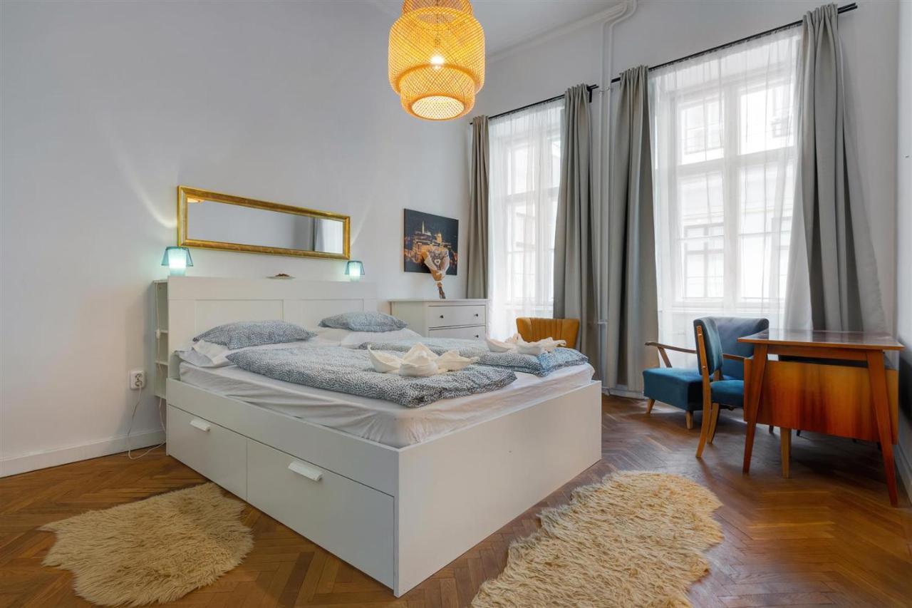 Liberty Square Apartman *