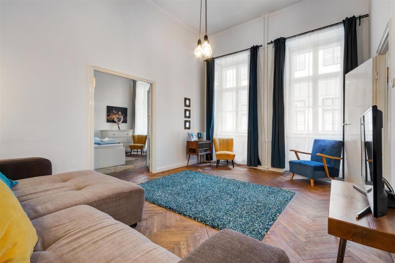 Liberty Square Apartman *